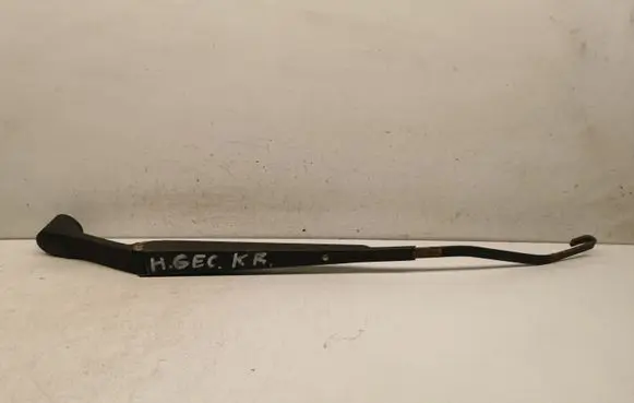 Hyundai Getz Front wiper blade arm 