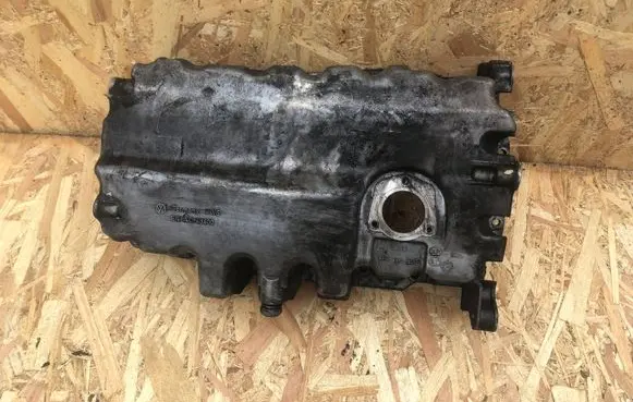 Volkswagen PASSAT B6 Oil sump 03G103603 1861