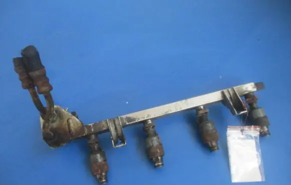 Opel Zafira A Fuel main line pipe