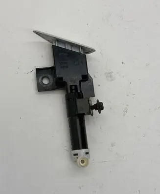Subaru XV I Headlight washer spray nozzle 60104