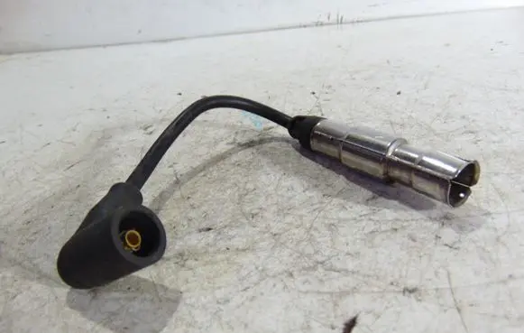 Audi A4 S4 B5 8D Ignition plug leads 037035255