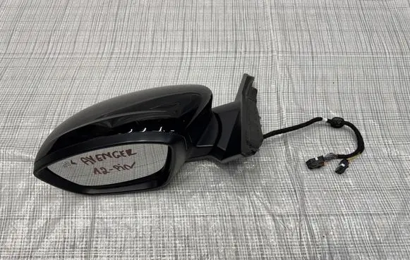 Jeep Avenger Front door electric wing mirror 