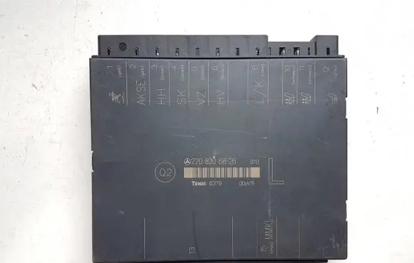 Mercedes-Benz S W220 Seat control module 2208206826