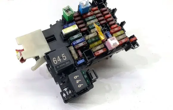 Skoda Superb B8 (3V) Fuse box set 5Q0937615C