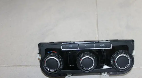 Volkswagen Tiguan Climate control unit 3C8907336AB