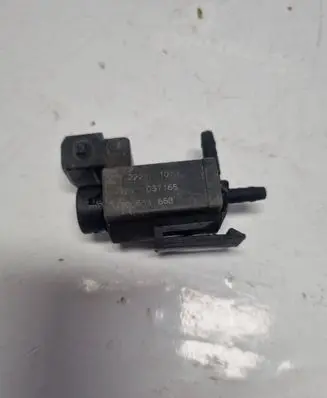 Volvo S60 Turbo solenoid valve 30611668 05T165 72224010