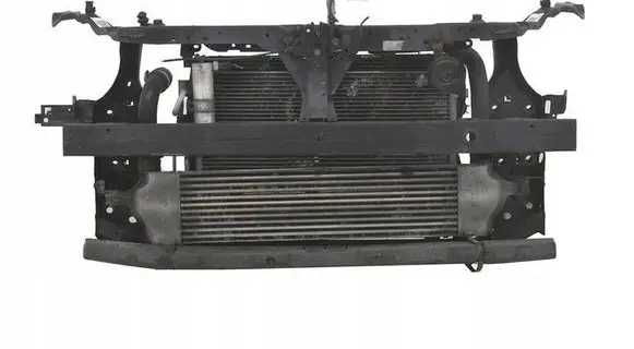 Nissan Qashqai Radiator support slam panel