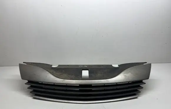 Renault Laguna I Front grill 8200012581