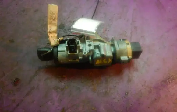 Mazda Premacy Ignition lock