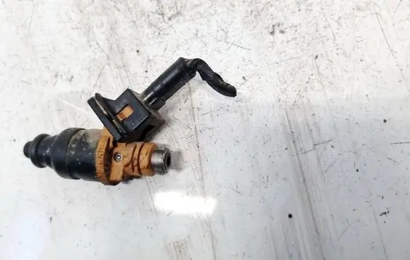 Chevrolet Matiz Fuel injector 96620255