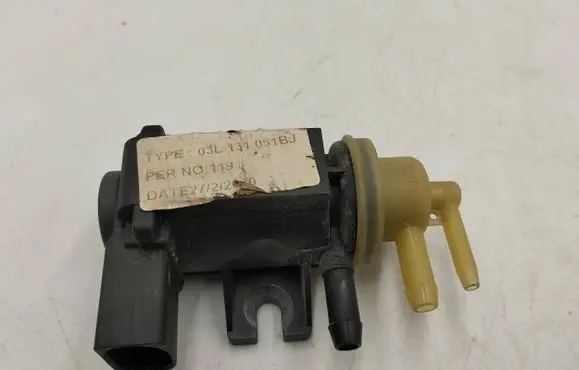 Volkswagen Golf VI Turbo solenoid valve 03l131051bj 270210