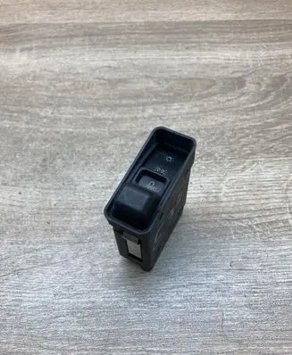 BMW 5 E34 Light switch 1391338 38813710