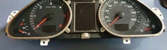 Audi A6 S6 C6 4F Speedometer (instrument cluster) 4f0920982t