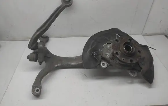 Audi A6 S6 C6 4F Front wheel hub