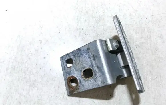 Nissan Almera Front door upper hinge