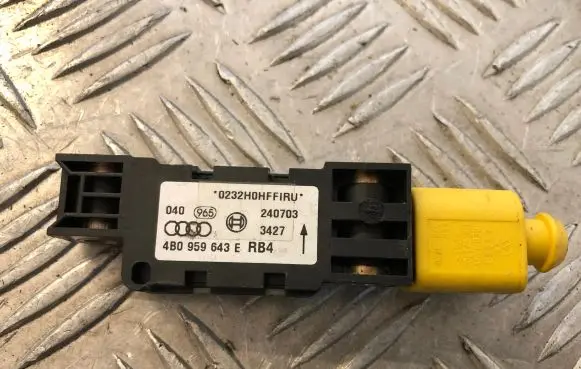Audi A6 S6 C5 4B Airbag deployment crash/impact sensor 4B0959643E 240703 0232HDHFF1RU
