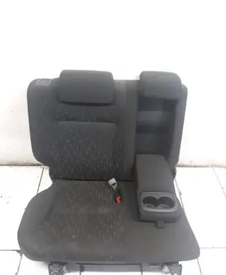 Honda CR-V Rear seat 
