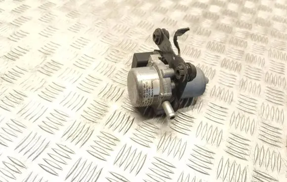 Skoda Fabia Mk3 (NJ) Vacuum pump 1K0612181F 00857010 17497950
