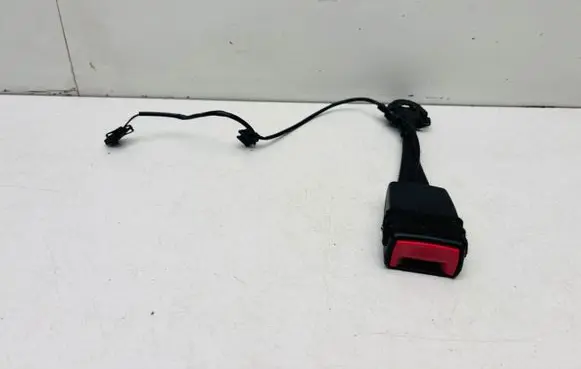 Audi A4 S4 B8 8K Front seatbelt buckle 8K0857755D