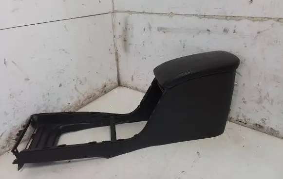 Renault Megane II Armrest 8200079091 8200079090 8200183144