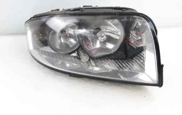 Audi A2 Headlight/headlamp 8Z0941004
