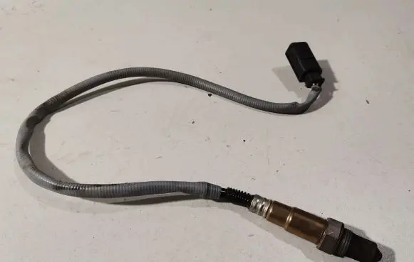 Mercedes-Benz C AMG W205 Lambda probe sensor A0075421618