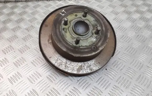 Hyundai i20 (PB PBT) Rear wheel hub spindle/knuckle 