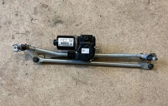 Porsche Macan (95B) Front wiper linkage and motor 95B955113C