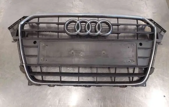 Audi A4 S4 B8 8K Front bumper upper radiator grill 8K0853651E