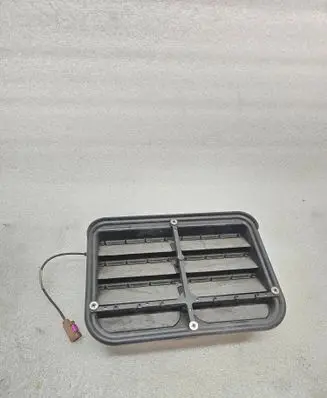 Mercedes-Benz S W222 Quarter panel pressure vent A2229050236