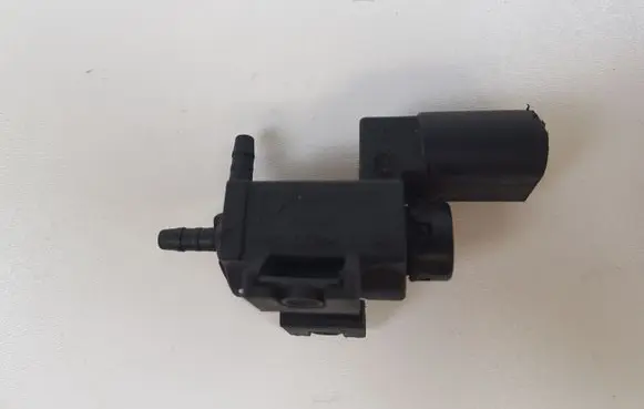 Volvo S40 Turbo solenoid valve 6147600