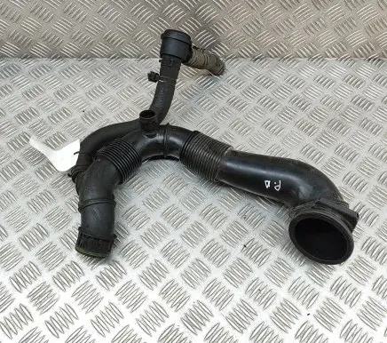 Porsche Macan (95B) Air intake duct part 95B129532A
