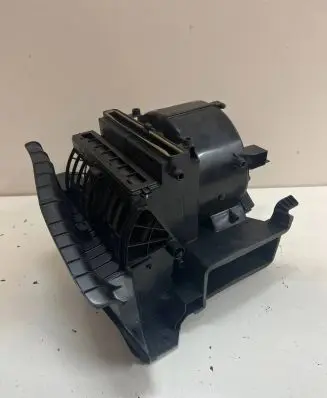 Mazda 3 III Heater fan/blower HB037KD45 8727001530