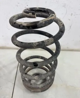 Opel Astra J Rear coil spring 