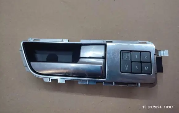 Land Rover Range Rover Sport L320 Front door interior handle CH2214776AA