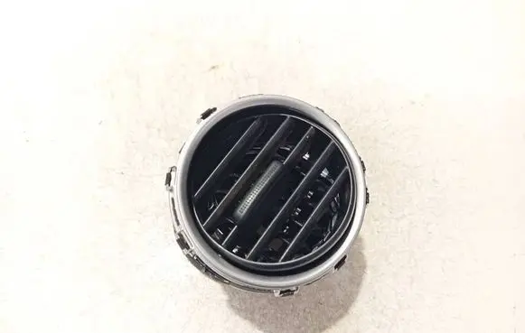 Dashboard side air vent grill/cover trim