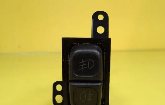 Mitsubishi Galant Fog light switch 