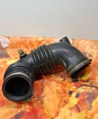 Renault Espace I Air intake hose/pipe 7700730352 SCATTF5S