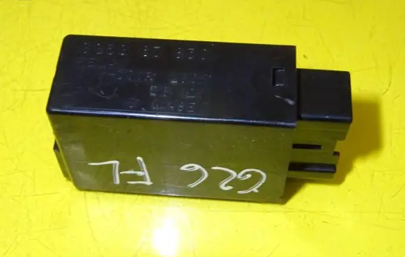 Mazda 626 Central locking relay GG3G67830