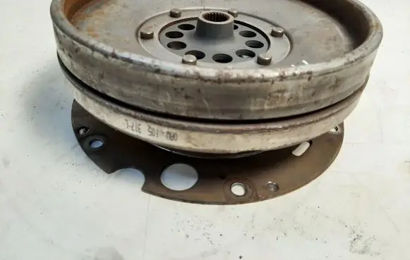 Audi A5 8T 8F Flywheel 0AW105317L