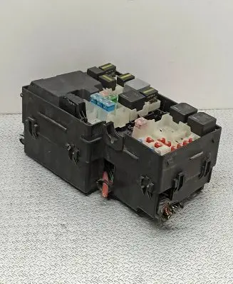 Ford Focus C-MAX Fuse module 3M5T14A067BB 518804000 06594