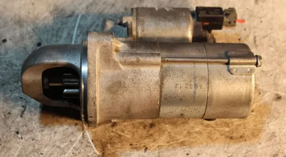 Hyundai Santa Fe Starter motor 361002F000