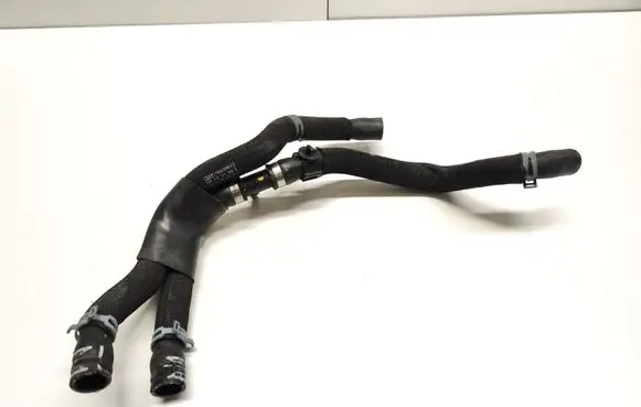 Audi e-tron Engine coolant pipe/hose 4KE121836C