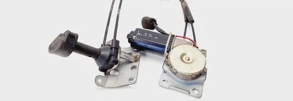 KIA Carnival Vent window/glass motor 