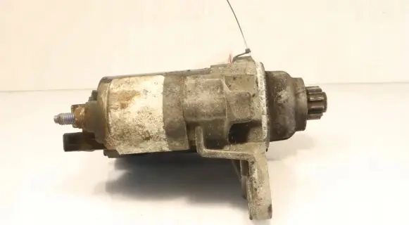 Volkswagen Fox Starter motor 0001120400