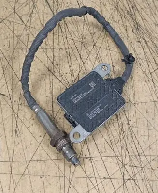 Mercedes-Benz E W213 Lambda probe sensor A0009053009