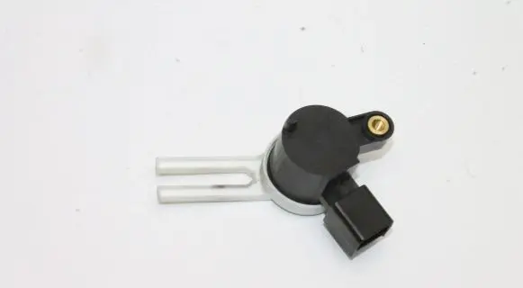 Clutch pedal sensor