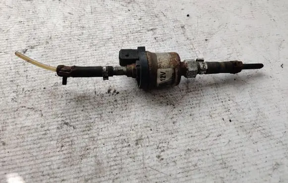 Mercedes-Benz Sprinter W901 W902 W903 W904 Webasto auxiliary heater fuel pump 20175645