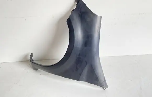 Renault Modus Fender 8200098309G