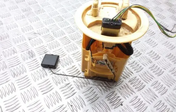 Fuel level sensor